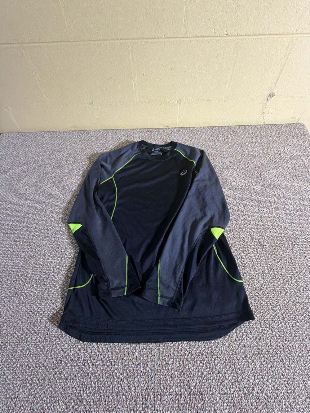 Asics Long Sleeve Athletic Shirt Size L Black Gray Neon Green